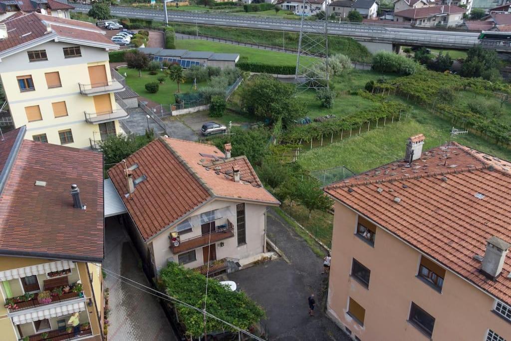 Casa Vacanze Quinci-Valle Quincinetto Eksteriør billede
